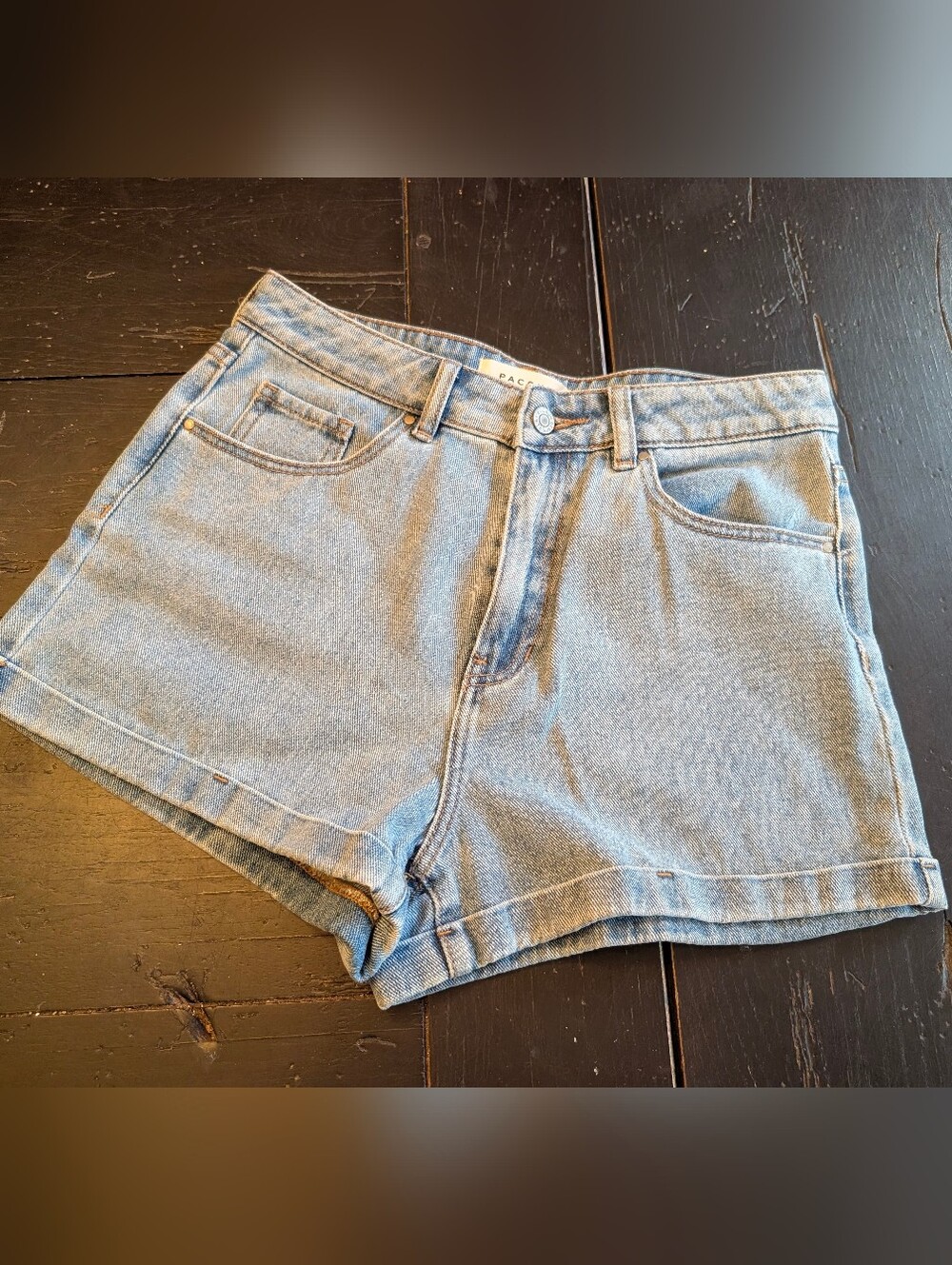 PacSun High Rise Cuffed Denim Mom Shorts Size 28 Normcore Y2K Casual Soft Girl